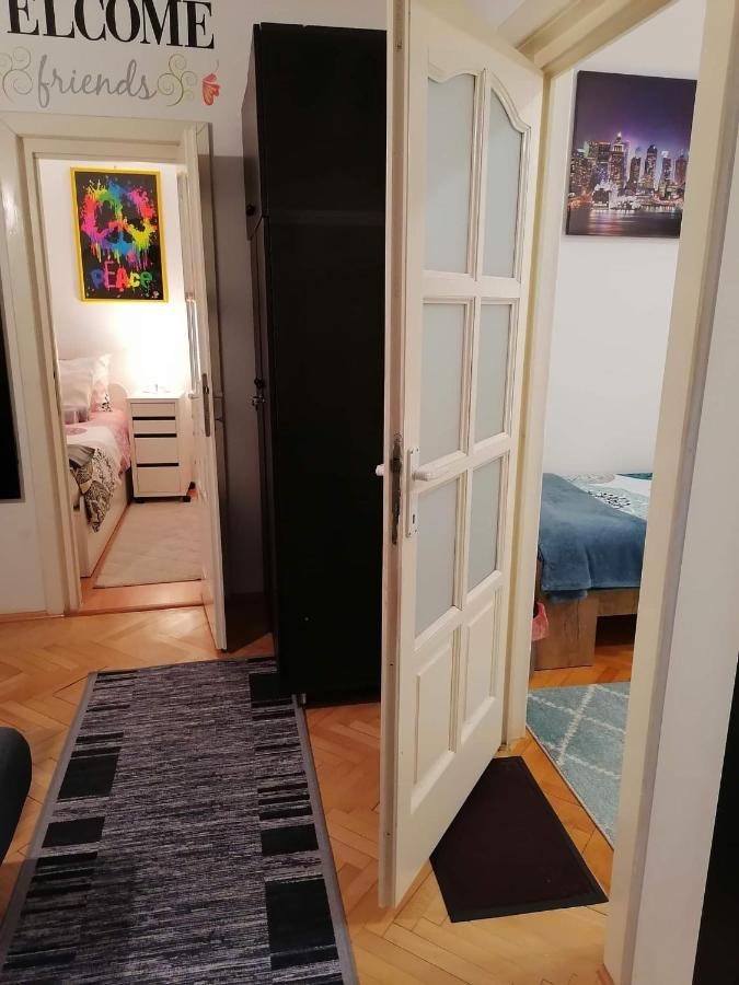 Apartament 6 Târgu-Mureş Esterno foto